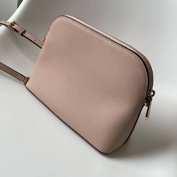 Pink & gold Michael Kors crossbody bag. Used once - Picture 2 of 7